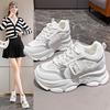 Женские кроссовки на толстой подошве, весна и осень 2025, новая корейская версия, для маленького роста, повседневные дышащие сетчатые кроссовки для женщин