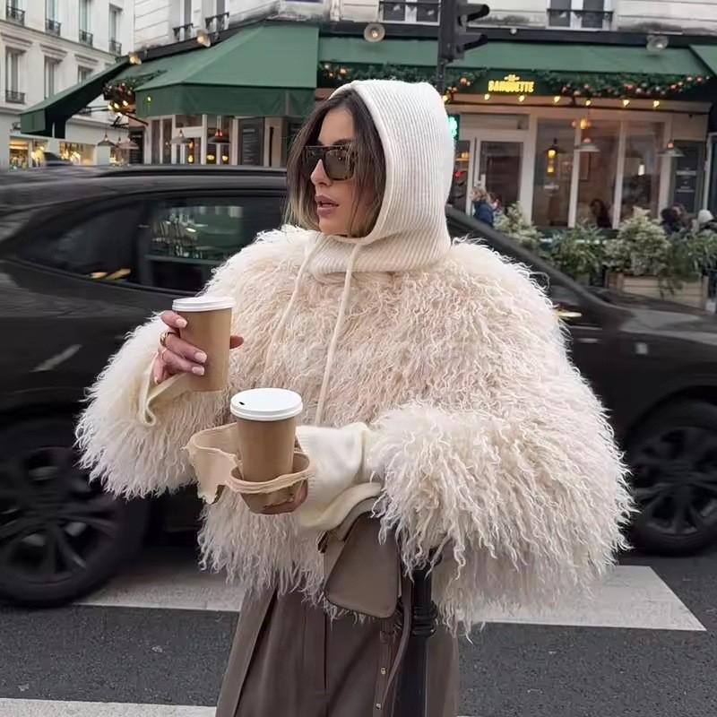 Autumn And Winter Round Neck Lazy Wind Artificial Fur Imitation Fur Jacket Short Beach Sheep Wool Jacket Women