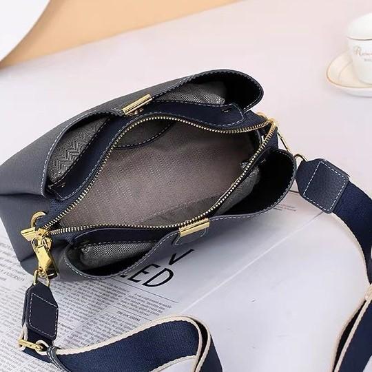 Сумка кроссбоди женская летняя летняя женская универсальная сумка женская высококлассная нишевая сумочка большой вместимости