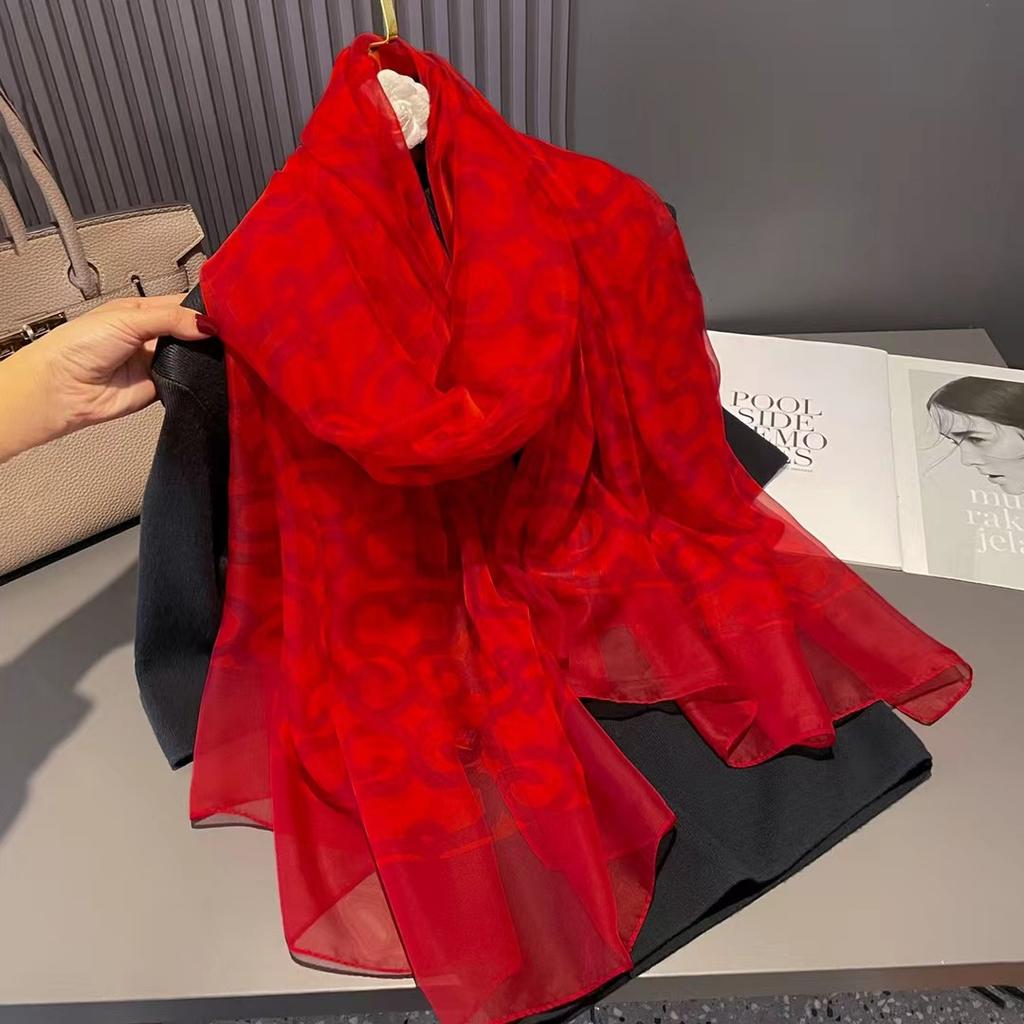 Новая летняя шаль из искусственного шелка для женщин, дышащий шелковый шарф с синим и белым фарфоровым принтом, тонкий газовый шарф для головы, шарф для матери