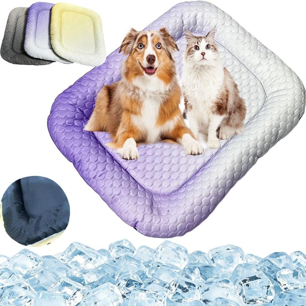 Ergonomic Oval Shape Dog Cooling Bed Ice Silk Cat Cooling Cushion for Dogs and Cats