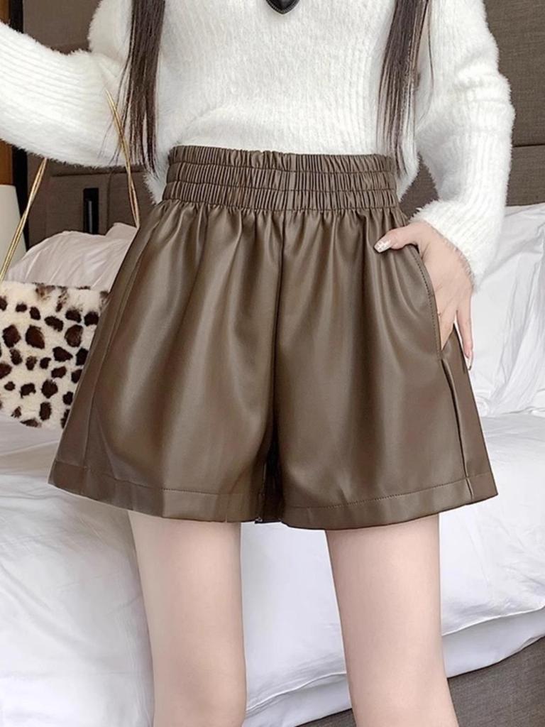 Женские брюки А-силуэта из искусственной кожи с высокой талией: Черные широкие брюки свободного кроя на осень/зиму 2023 г.