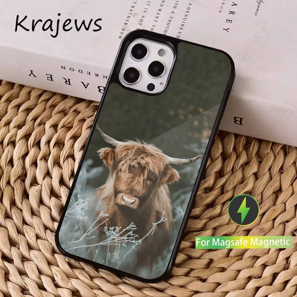 Highland Cow Cute Animal Phone Case For iPhone 16,15,14,17,13,12,11,Pro,Max,Plus,Mini, Magsafe,Magnetic Wireless Charging Case
