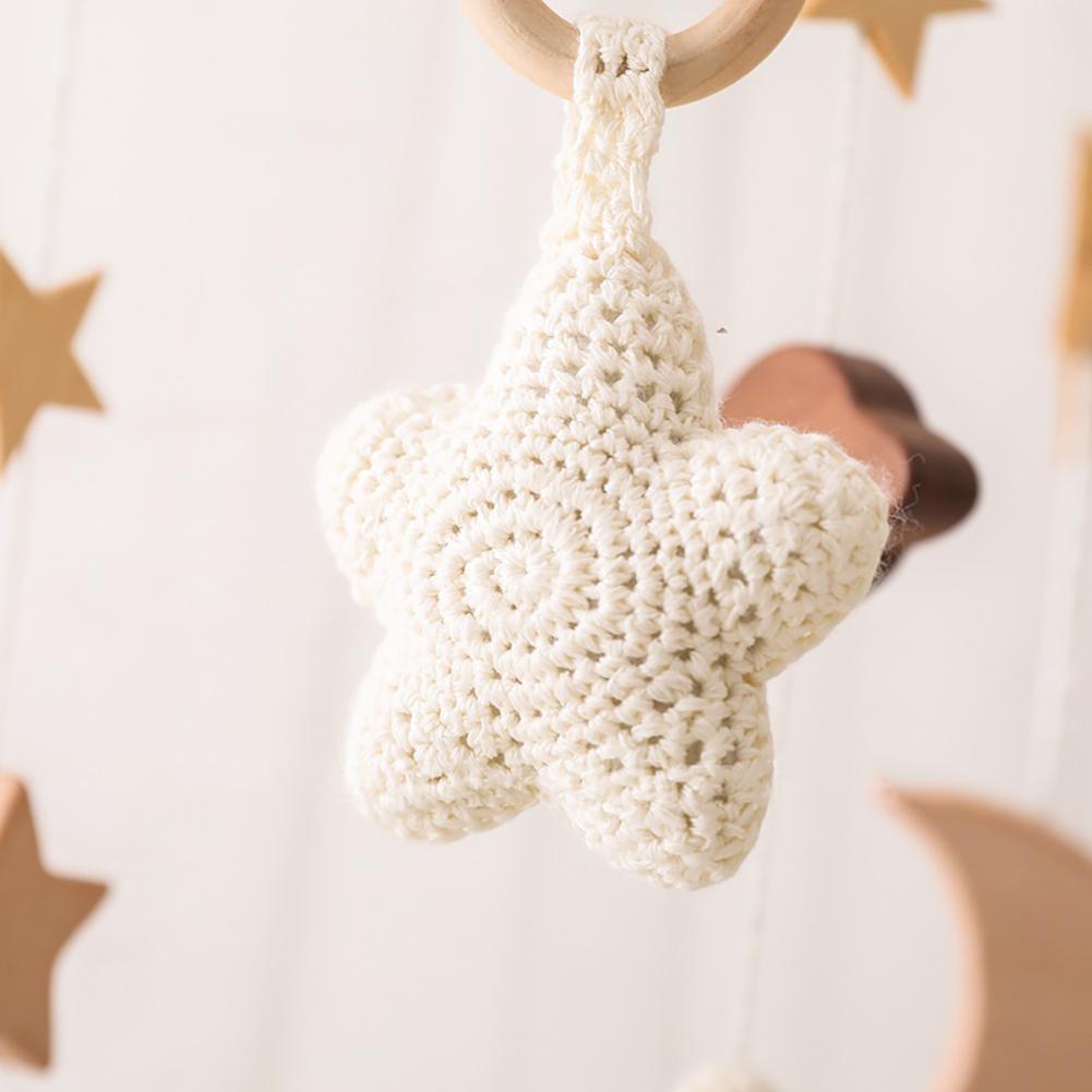 Crib Rattle Baby Bed Bell Newborn Wind Bell Hanging Tinkling Toy Wooden Baby Room Decorative Toy Star Shape Infant Crib Bell Rotating Music Rattle