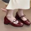 Новый стиль Популярные женские туфли Мэри Джейн Модные туфли с бантом-бабочкой Повседневные туфли на низком каблуке Платье Уличный стиль Обувь Zapatos Mujer