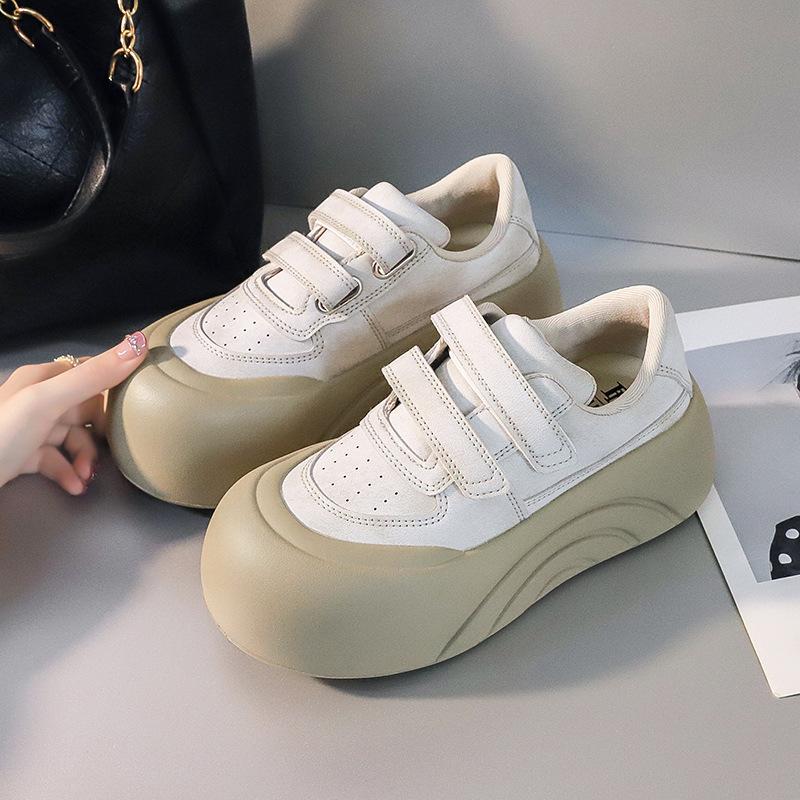 Весенняя женская обувь новая липучка большая голова белые туфли женские толстая подошва увеличивает 2025 женская обувь новая универсальная повседневная обувь