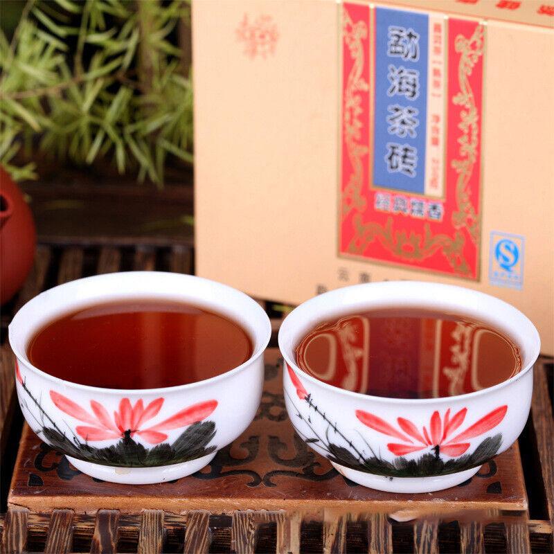 250 г ароматного чая из клейкого риса Юньнань Мэнхай, брикет, спелые листья чая пуэр, упакованные в коробку