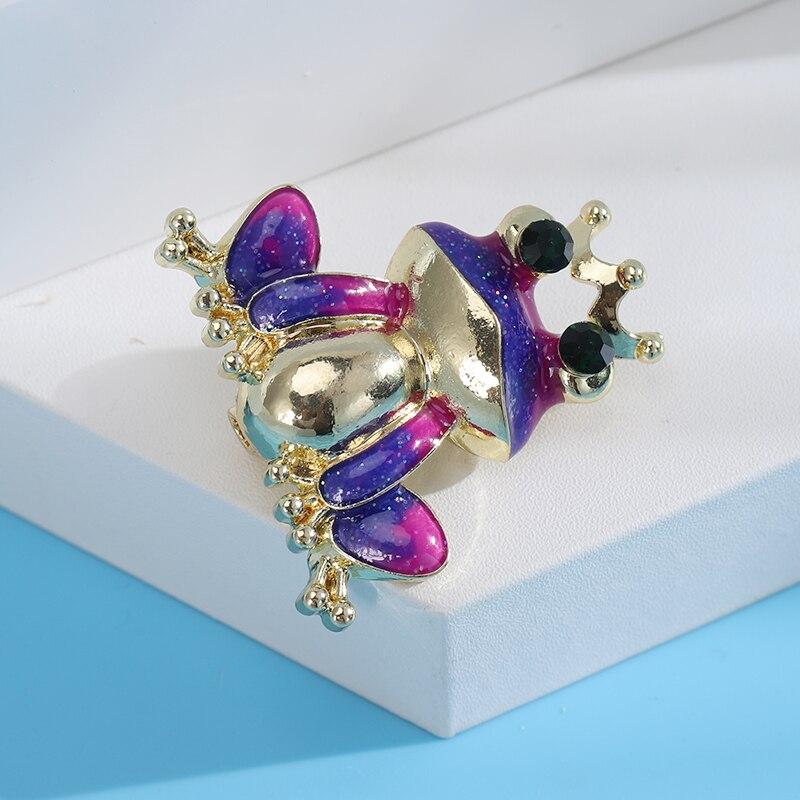 Blucome Fashion Wear Crown Purple Frog Brooch Alloy Pins Women's Brooch for Coat Suit Pins Wedding New Year Gifts