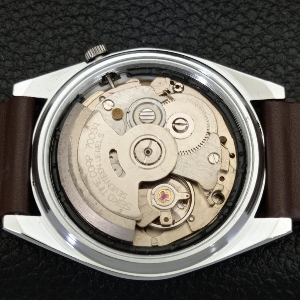 ВОССТАНОВЛЕННЫЕ ВИНТАЖНЫЕ АВТОМАТИЧЕСКИЕ МУЖСКИЕ ЧАСЫ SEIKO 5 JAPAN СЕРЕБРЯНЫЙ ЦИФЕРБЛАТ a433570-2 R117-a433570