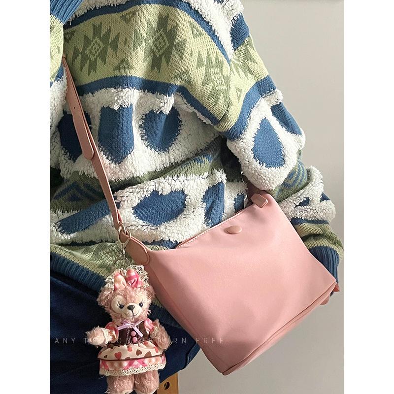 Сумка женская 2024 новая ветрозащитная легкая текстура маленькая сумка через плечо часто универсальная сумка-мессенджер для поездок на работу