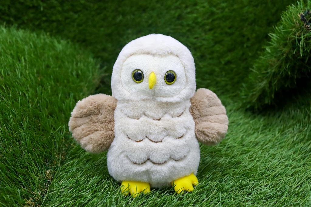 Взлетающая машущая сова S - Очаровательная плюшевая игрушка сова с расправленными и машущими крыльями, бежевая [с музыкальной шкатулкой]