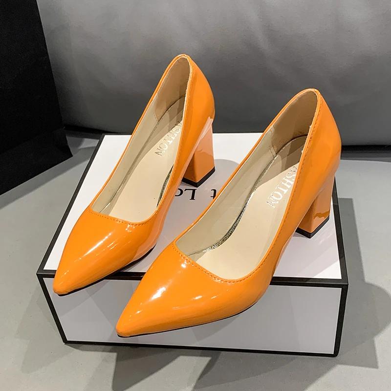 Туфли Comemore из лакированной кожи женские, размер плюс 43, цветные туфли-лодочки, женские туфли, 7 см, острый нос, модные туфли на высоком толстом каблуке, размер 43