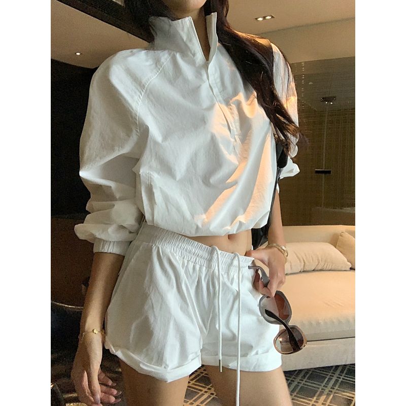 Kumikumi Stylish White Stand Collar Zip Long Sleeve Coat Women's Autumn Slimming Casual Pants Shorts Two-piece Set