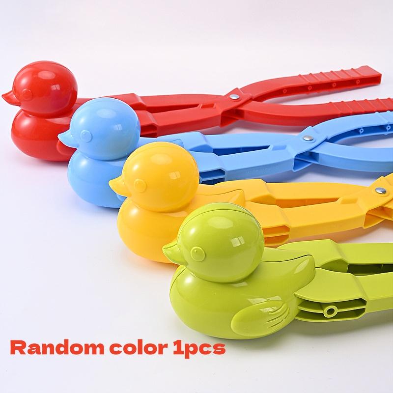 Outdoors Snowball Clip Multi Shape Cartoon Snow Grasping Clamps Tool Grabber Throw Snow Ball Sports Toys Kids Winter Gift