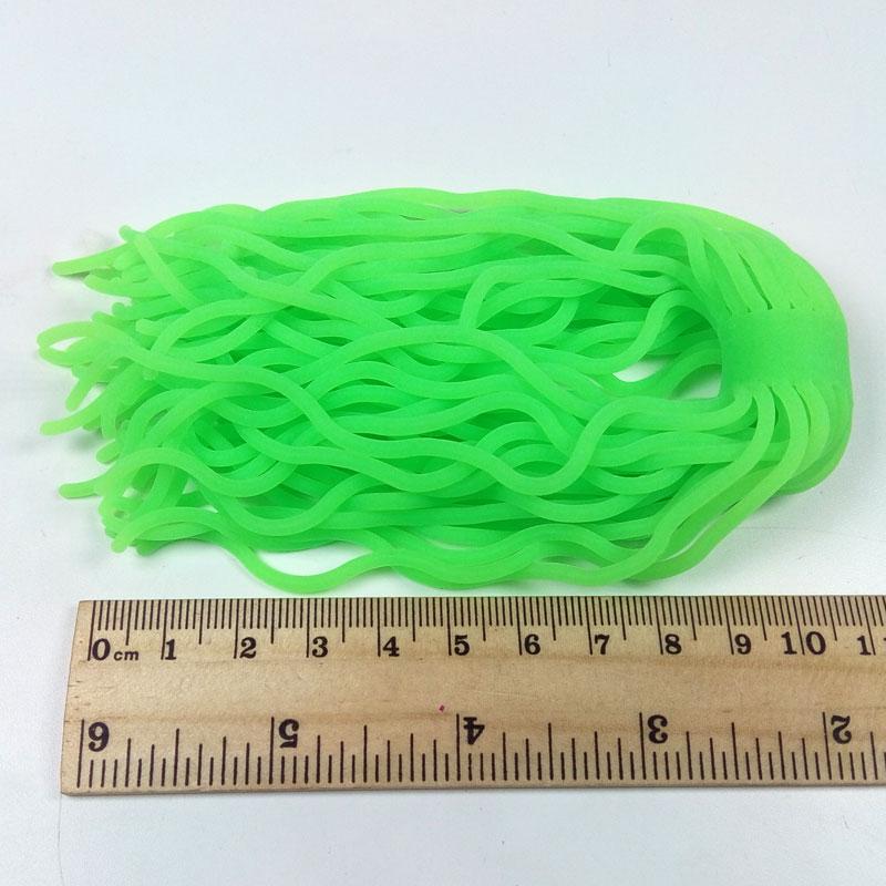 Рыболовная приманка в виде силиконовых червей