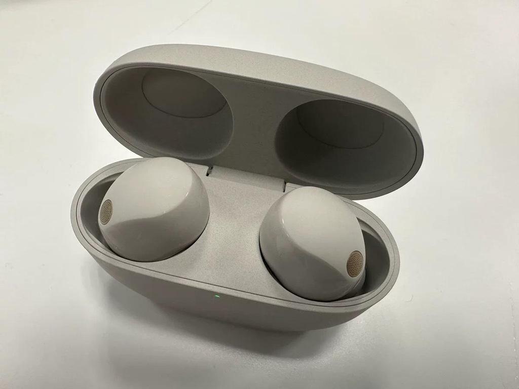 Беспроводные Bluetooth-наушники-вкладыши Sony WF-1000XM5 с шумоподавлением
