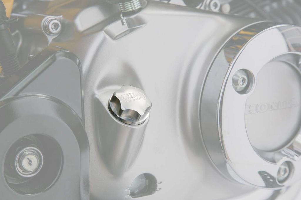 Крышка маслозаливной горловины MORIWAKI M20 x P2.5 классического типа 01561-221K2-00