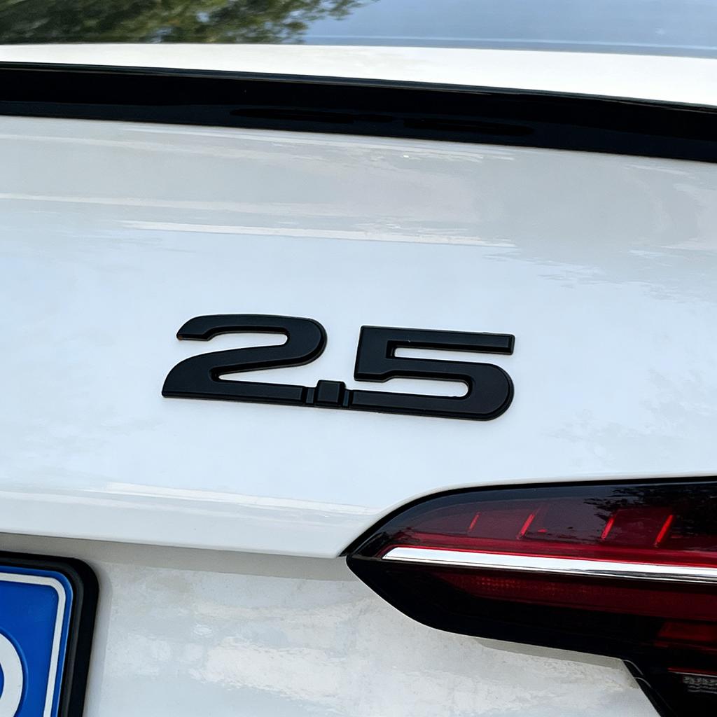 Эмблема на крыло Наклейка на задний багажник 3D ABS 2.0 2.5 Формованная эмблема автомобиля Наклейка Аксессуары для автомобиля