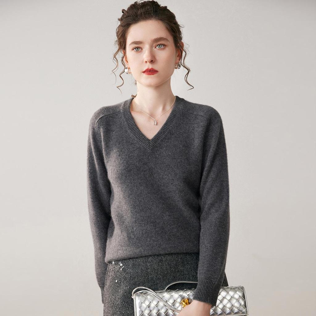 Women's V-Neck Loose Knit Cashmere Sweater - Autumn/Winter Style, Thick Long Sleeve, Slimming and Fashionable