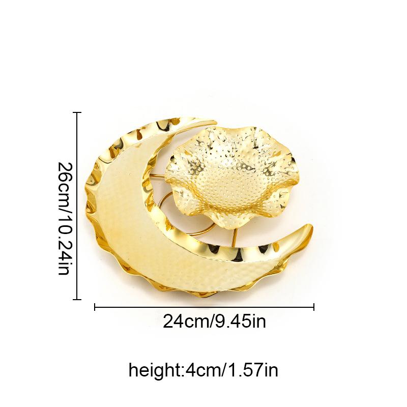 Gold Snack Plate Creative Crafts Display Moon Design Decorative Metal Pallet Handmade Storage Tray Fruit Cake Festival Supplies