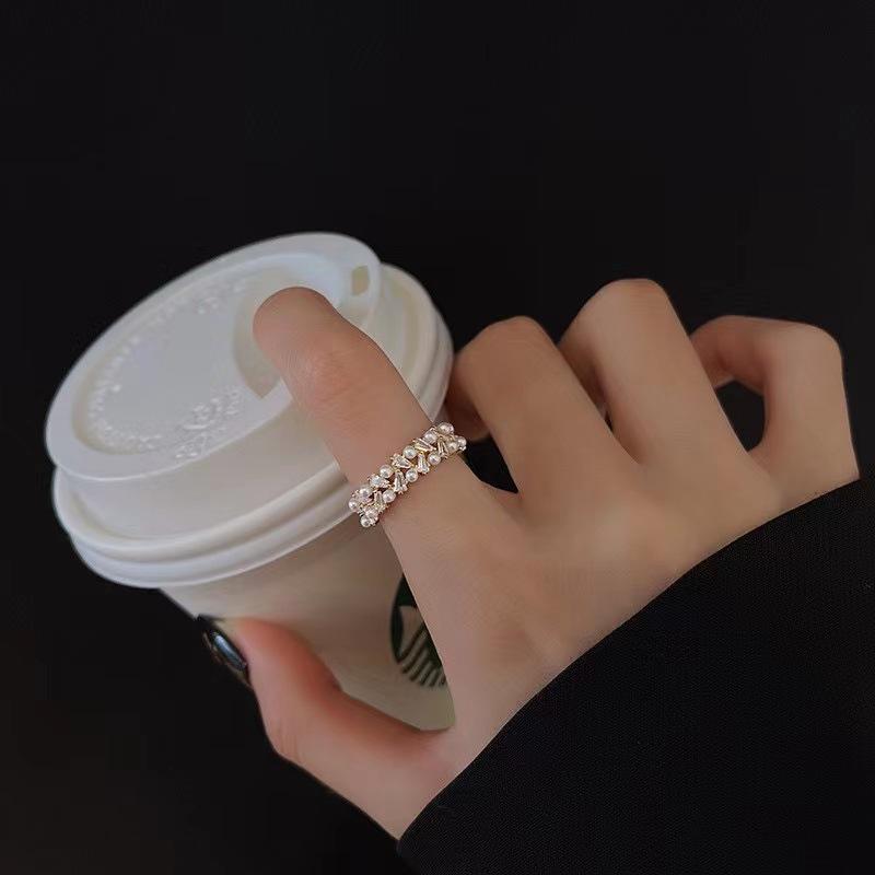 Elegant Double Row Micro-Inlaid Pearl Ring - Light Luxury Niche Design