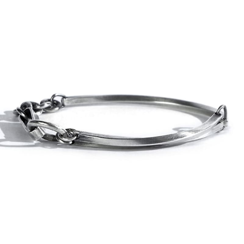 SEWNSWEN SEWN SWEN SILVER LAYERED THIN LINE TWISTED bracelet