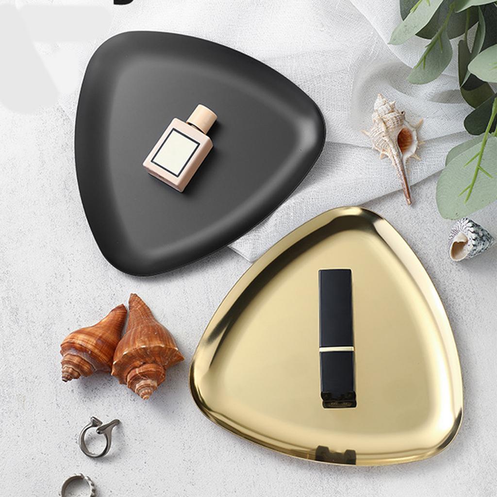 Металлический декоративный поднос Многофункциональный треугольный органайзер для ювелирных изделий Решение для хранения косметики Для современного рабочего стола туалетного столика