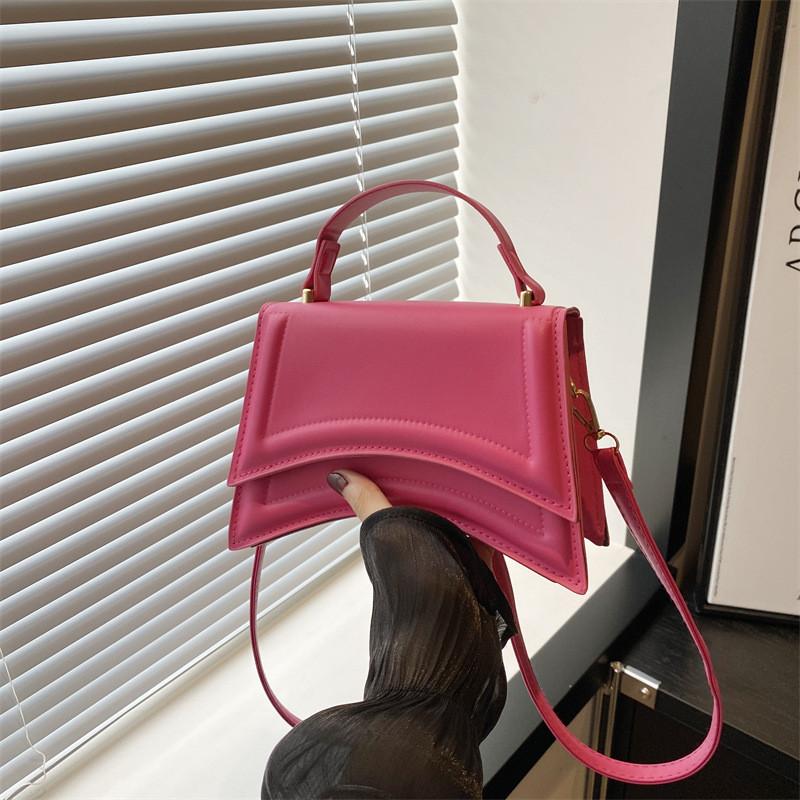 Chic Street Style 2024 New Trendy Shoulder Small Square Bag Versatile And Fashionable
