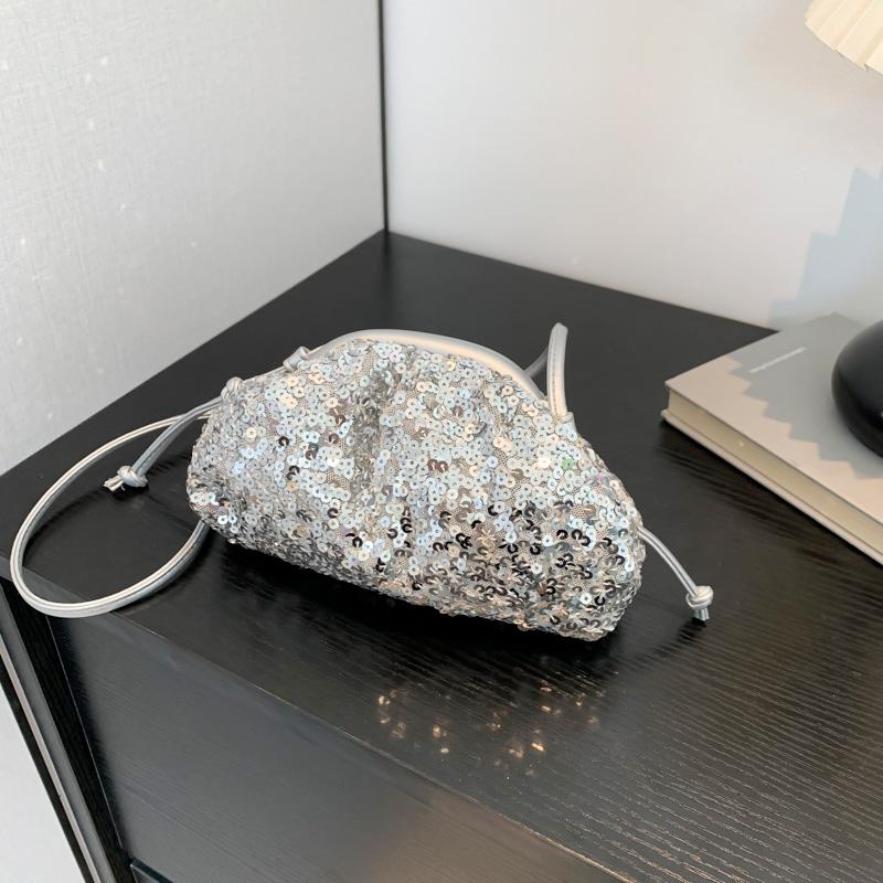 Shoulder Bag with Sparkling Sequin Frame Fashionable Crossbody Bag Super Cool High Quality for Women Simple and Versatile