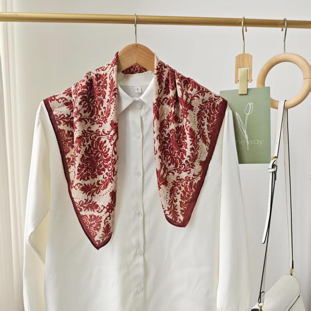 Korean Style Cotton and Linen Tactile Artistic Retro Small Square Scarf, Headscarf, Women's Spring and Autumn Neck Protection Sc