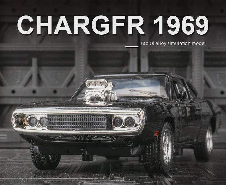 Jianyuan 32011 Classic Car Metal Alloy Model - Ideal Gift for Boys