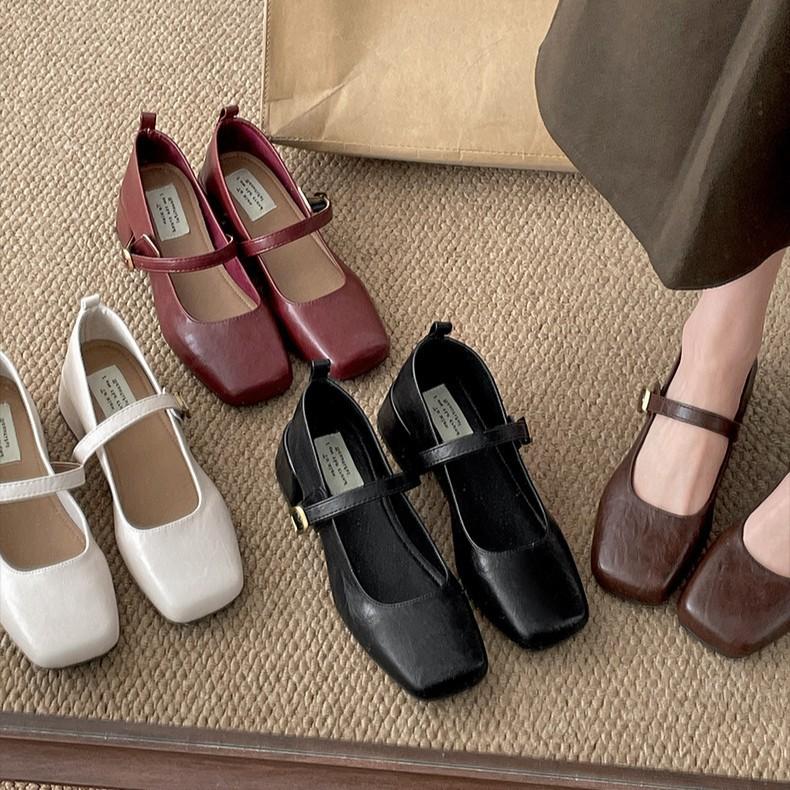 Fashion temperament French retro square head shallow mouth single shoes women's 2025 new spring and autumn skirt Mary Jane small leather shoes
