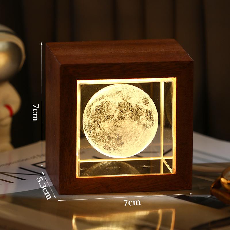 Ночной светильник 3D Galaxy Crystal Cube с деревянной основой - настольное украшение с подсветкой, идеальный подарок на день рождения