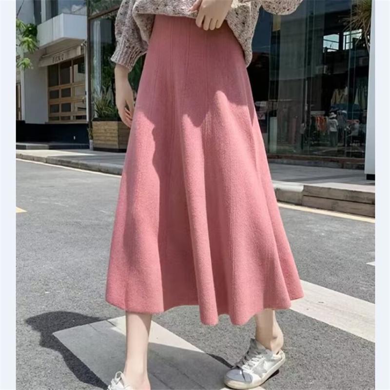 Women's High-Waisted A-Line Wool Skirt with Sweater - Hip-Covering, Slimming, Medium-Length for Autumn/Winter