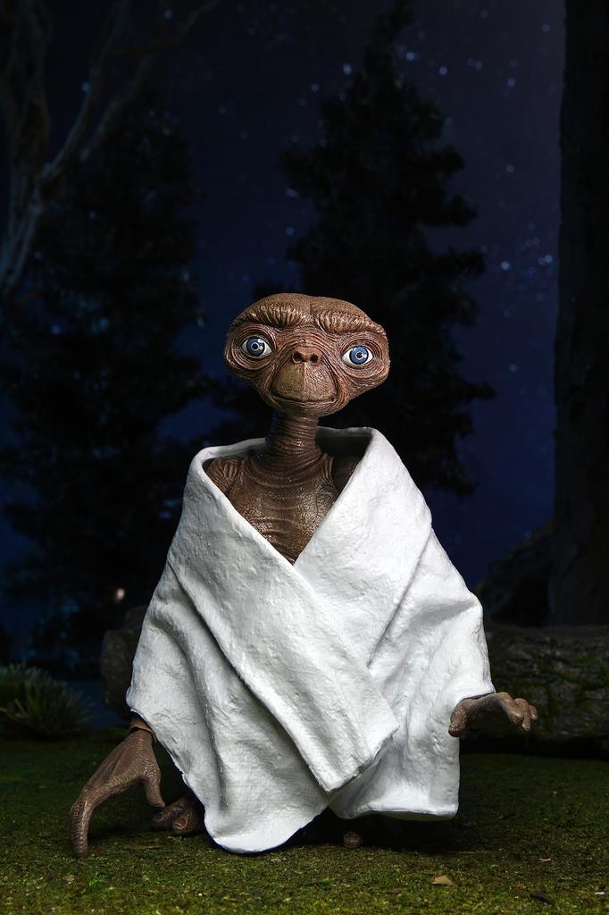 NECA 40th Anniversary Ultimate Figure NECA ET E.T.