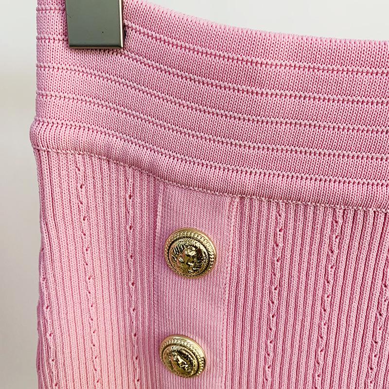 High Street Fashion Spring 2026 Pink Slim Fit Knit Cardigan with Lion Buttons