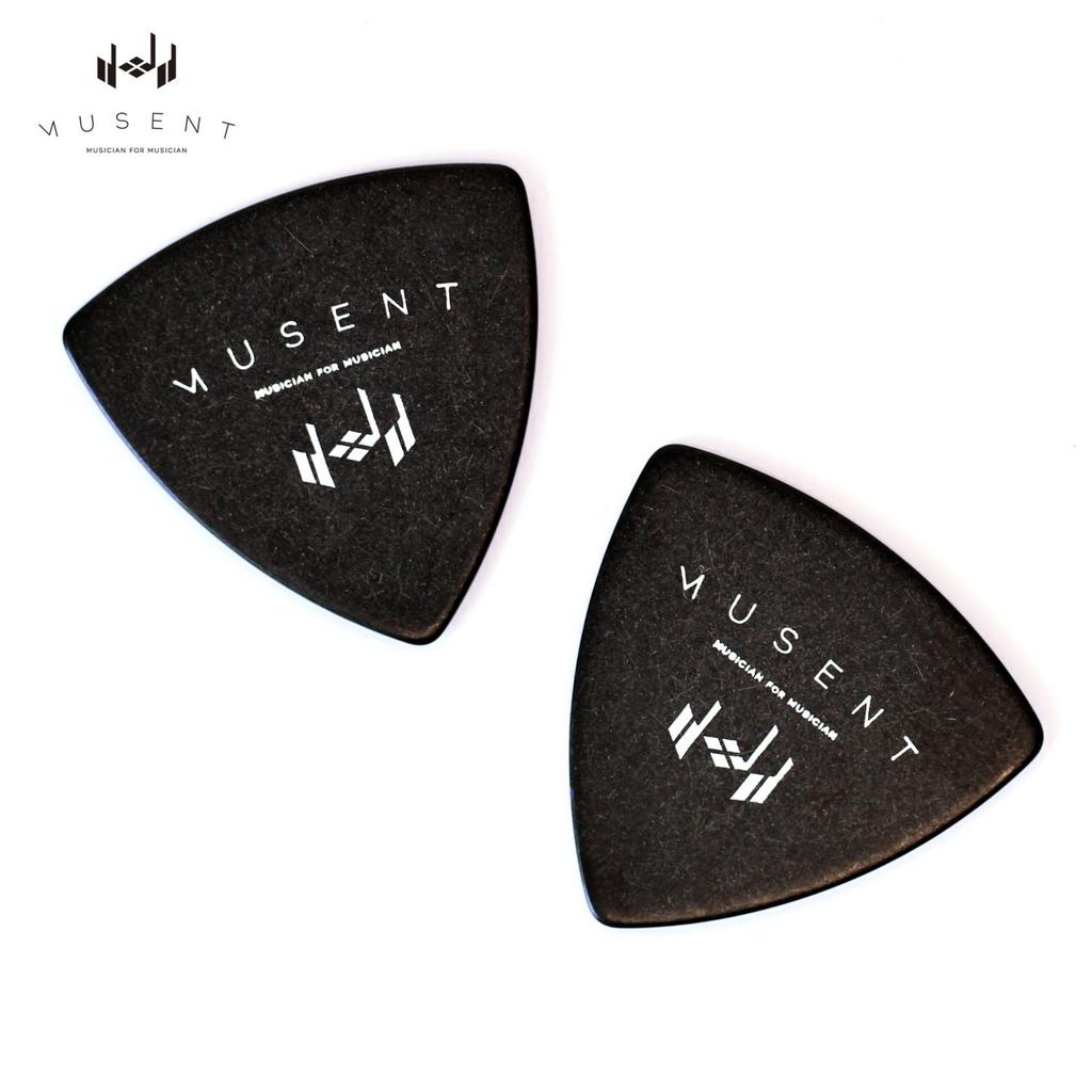 Musent Small Triangle Pick Set of 10 Rice Ball Type mm Thick Polyacetal 0.8 MSSMTRPK0008-BLK-10P