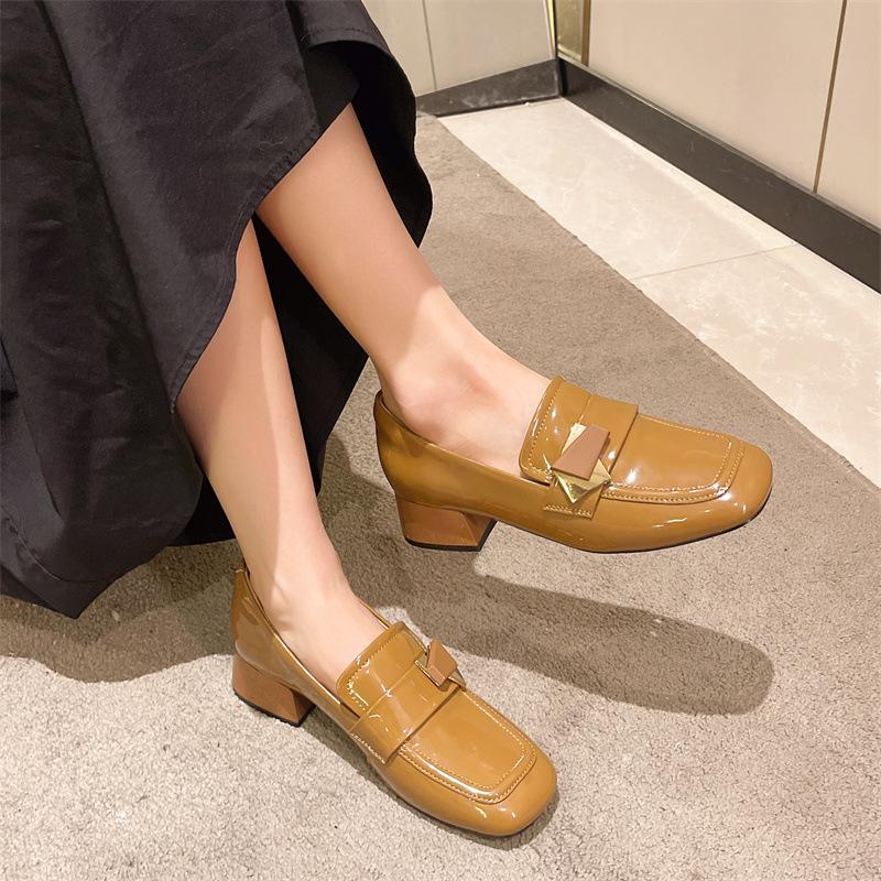 Fashion Retro Shoes Women 2024 Autumn New Fashion Style Square Head Low Heel High Grade Women's Shoes Genuine Leather Pumps Med 3cm-5cm)