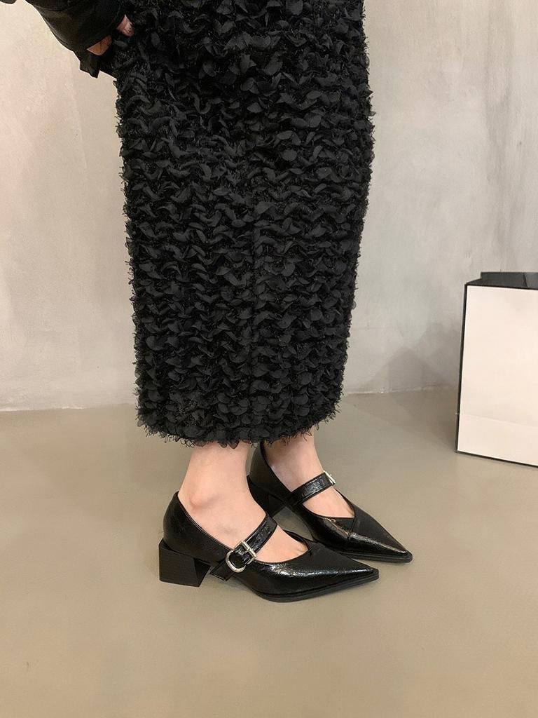 Туфли-лодочки с острым носом и неглубоким вырезом, женские, на среднем каблуке, новые 2024 года, с французским вечерним темпераментом, с ретро толстым каблуком, туфли Мэри Джейн