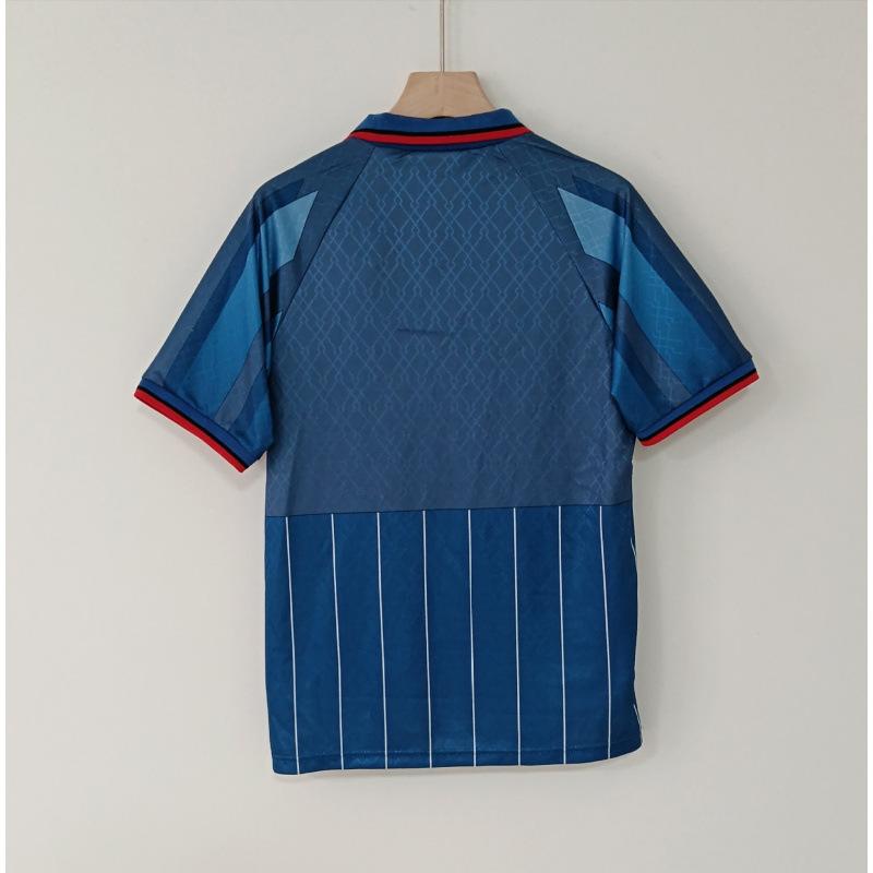 Retro jerseys: Santos, Neymardini, England, Beckham, Gerard Lampard, AC Kaká jersey