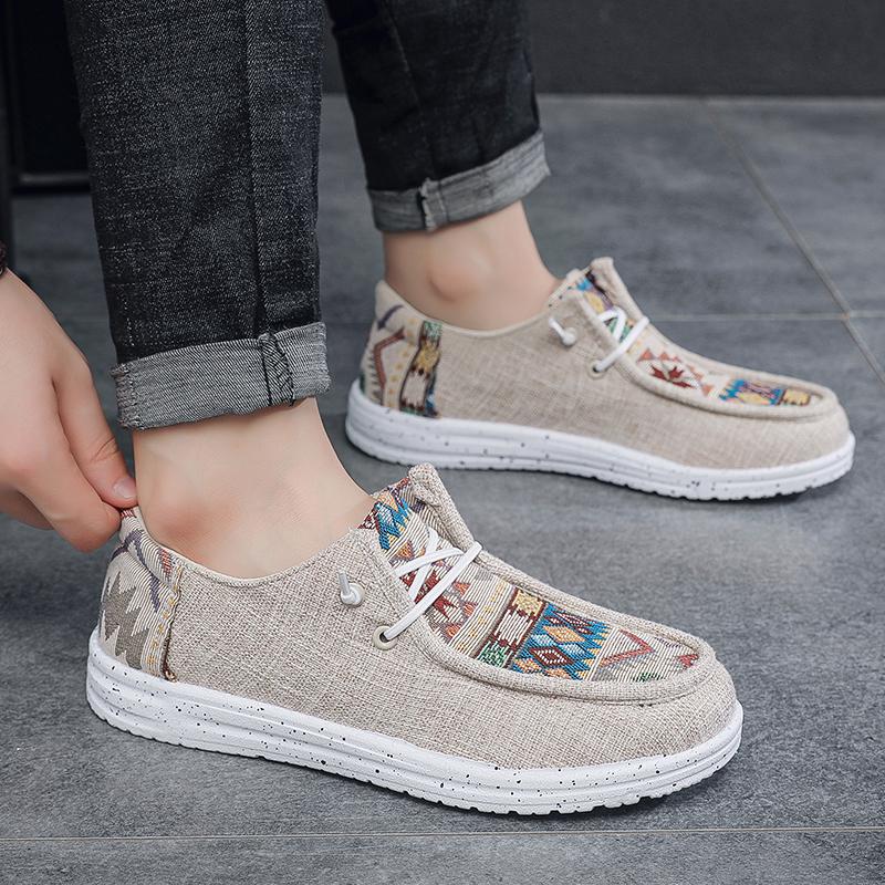 Summer New Ethnic Style Men's Shoes Linen Canvas Walking Trendy Shoes Casual Breathable Flat Plate Shoes 2025 One Step Stepping