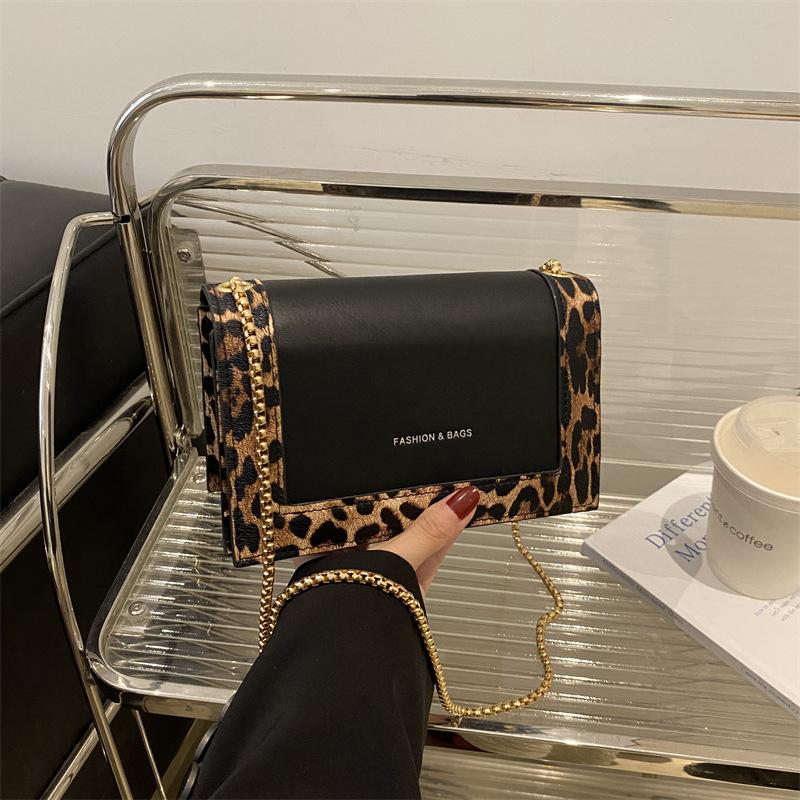Модная маленькая квадратная сумка, осенняя простая модная сумка, сумка-мессенджер с леопардовым принтом, сумка через плечо с цепочкой
