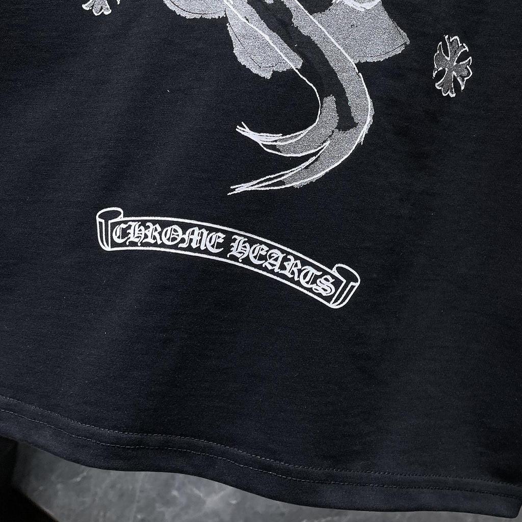 8937 CHROME HEARTS Лето 2026 Новая Высококачественная Хлопковая Круглый Вырез Свободная Большого Размера Мужская и Женская Футболка Футболка для Пары