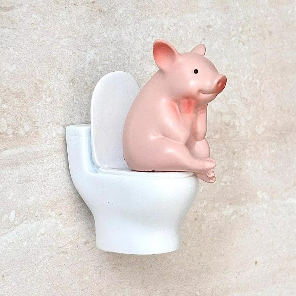 Cartoon Pig Desktop Ornaments PVC Toilet Frog Ornaments Wall Decor Toilet Pig Decoration Gag Gift