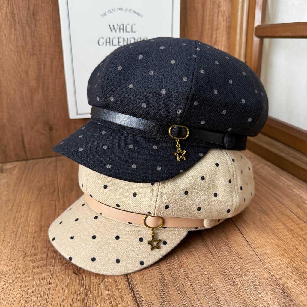 Polka dot octagonal hat, newsboy hat, female star pendant, beret cap, autumn and winter shopping to modify the face shape, temperament hat