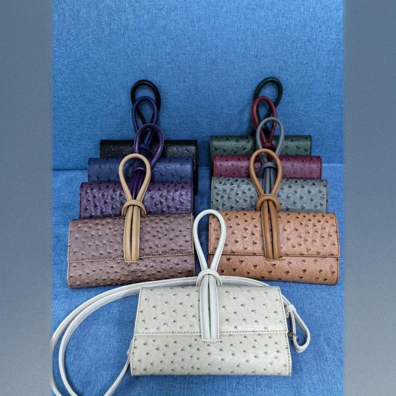Womens Small Crossbody Bag Ostrich Mini Handbag Trendy PU Leather Daily Use