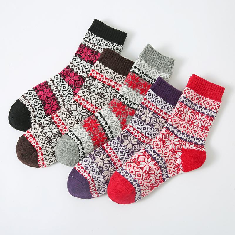 5/10 Pairs Comfortable Casual and Versatile Winter Thickened Socks Women's Warm Cross Stitch Wool Socks Retro Ethnic Style Literary Women's Socks