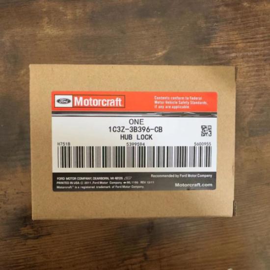Ford 1C3Z3B396CB Automatic Front Locking Hub For Excursion F-Series 1999-2005