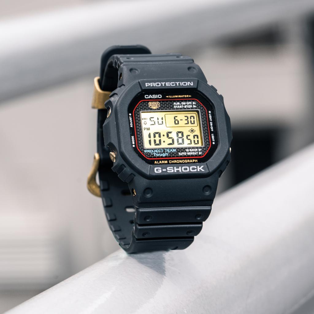 Casio Унисекс Часы Серии G SQUAD DW-5040PG-1PR
