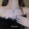 Комплект из серебряных игольчатых серег-бабочек с цирконами и ожерелья - элегантная модная цепочка на ключицу, высококачественные свадебные аксессуары